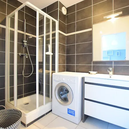 Cozy à Avec Terrasse Et Animaux Admis - Fr-1-498-69 * Évian-les-Bains