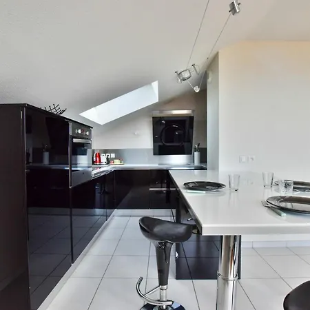 Cozy à Avec Terrasse Et Animaux Admis - Fr-1-498-69 Appartamento *